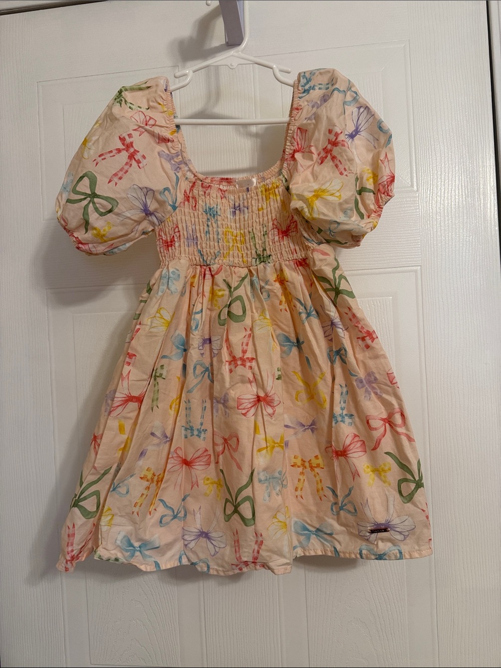 Girls' Light Pink Puff-Sleeve Dress with Multicolor Bow Print
